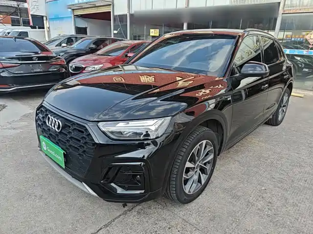 Audi Q5L 40T, Люкс Драйв