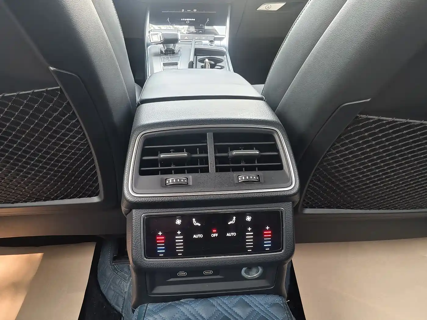 AUDI A7L