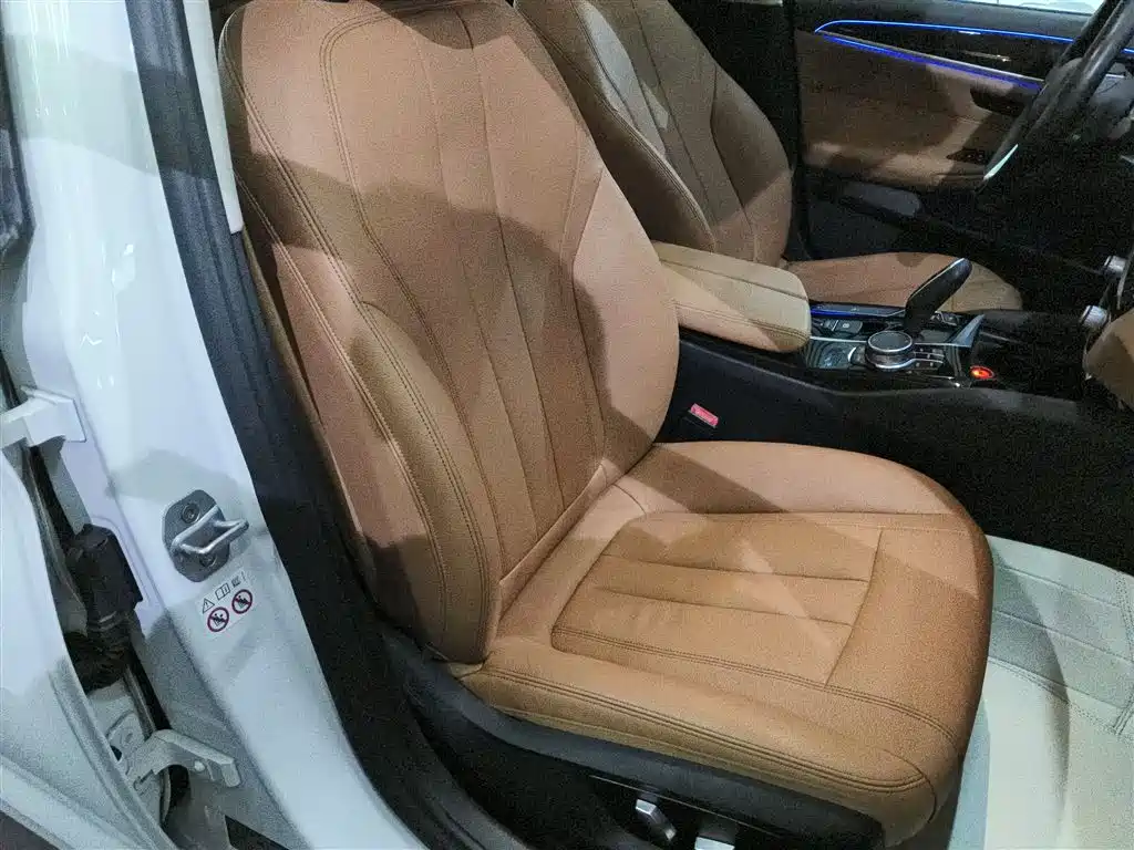 BMW 5 Series 2018 528Li Launch Special Edition фото 25