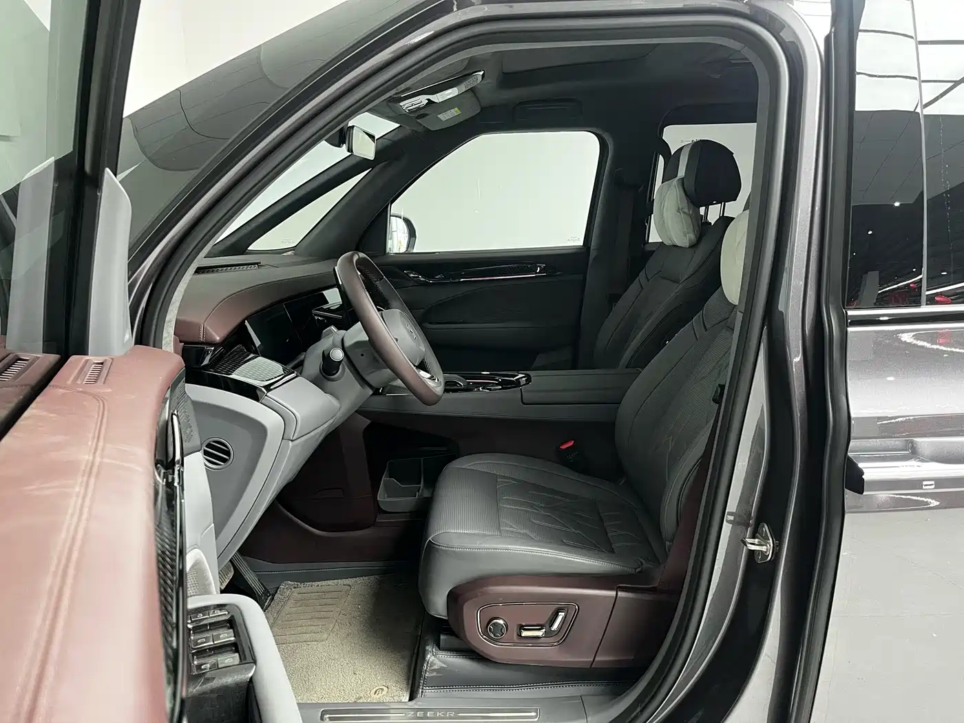 ZEEKR EXTREME KRYPTON 009