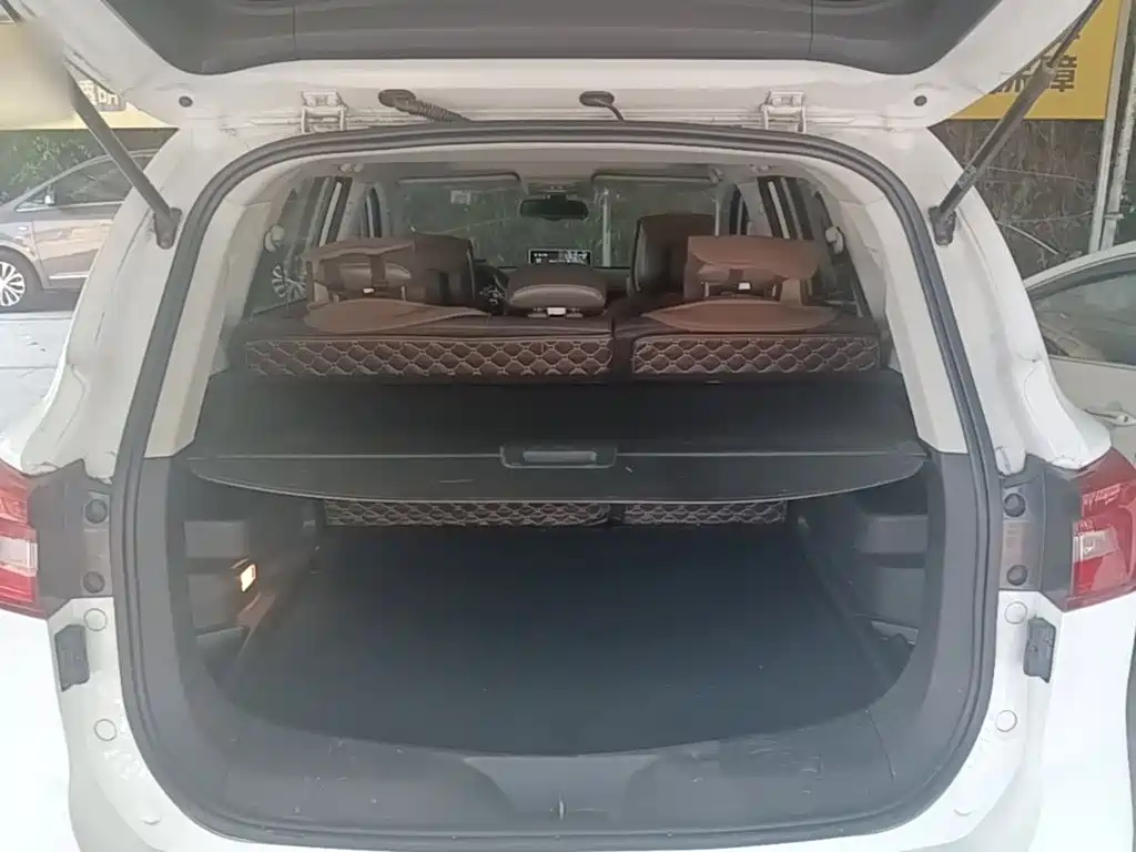 Dongfeng Fengxing Jingyi X5 2018 2017 Joy Series 1.5T CVT Smart Connect