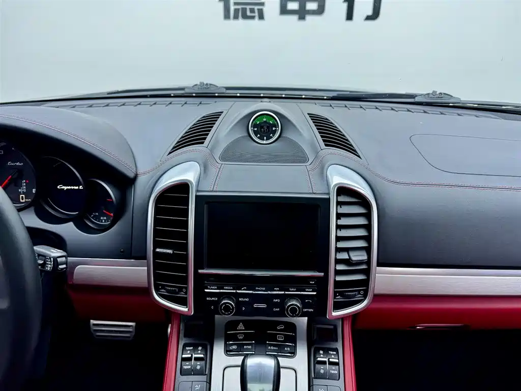Porsche Cayenne 2016 Cayenne Turbo 4.8T фото 14