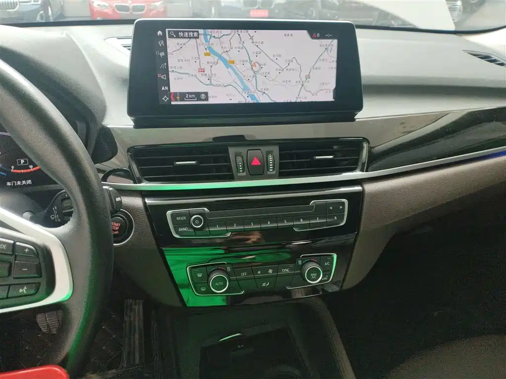 BMW X1 2020 sDrive25Li Leading Model фото 8