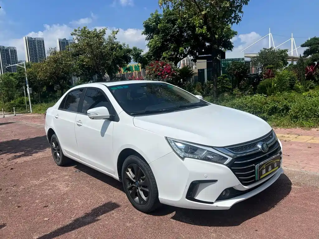 BYD Qin New Energy 2018 2018 1.5T Smart Premium
