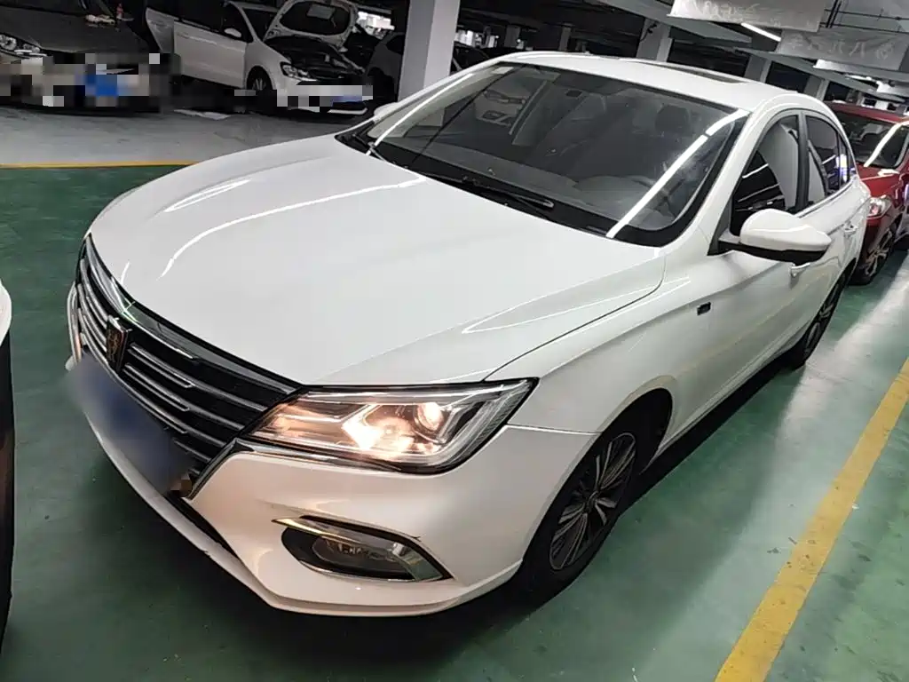 Roewe i5 2019 2019 1.5L Automatic 4G Connected LingHao Flagship Version