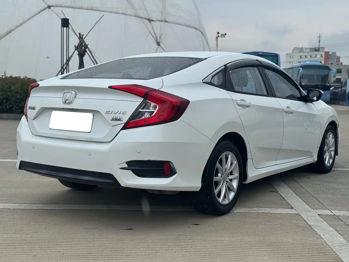 Фото 7 - Honda Civic