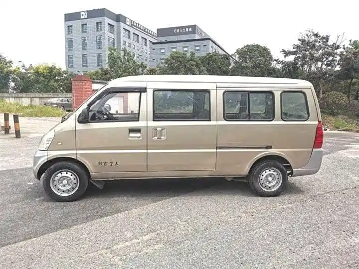 Wuling Motors Wuling Rongguang 2015 2012 1.5L Extended Standard Model