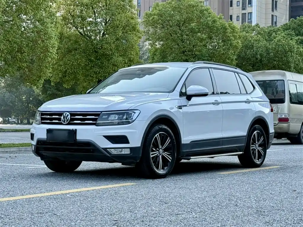 Volkswagen Tiguan L 2019 330TSI Automatic 2WD Trend Edition China VI фото 10