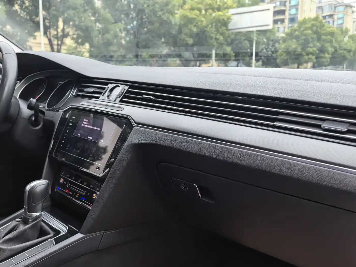 Volkswagen Magotan 2020 330TSI DSG Leading фото 12