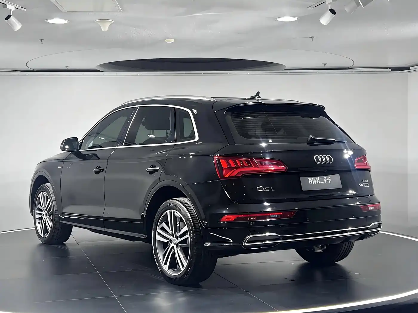 Audi Q5L 2020 45 TFSI Exclusive Fashion фото 12