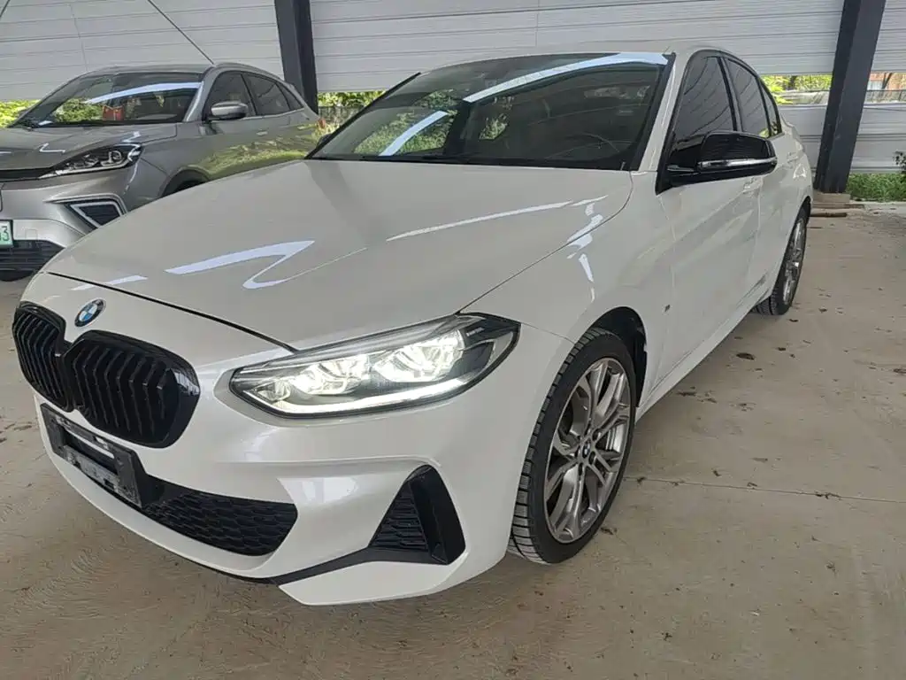 BMW 1 Series 2023 2022 125i M Sport Shadow Edition