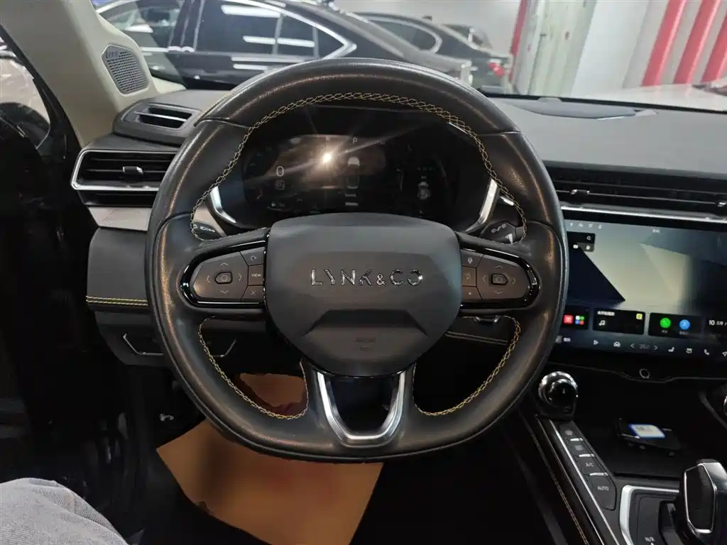 Lynk & Co 01 2023 2.0TD 2WD Pro фото 11