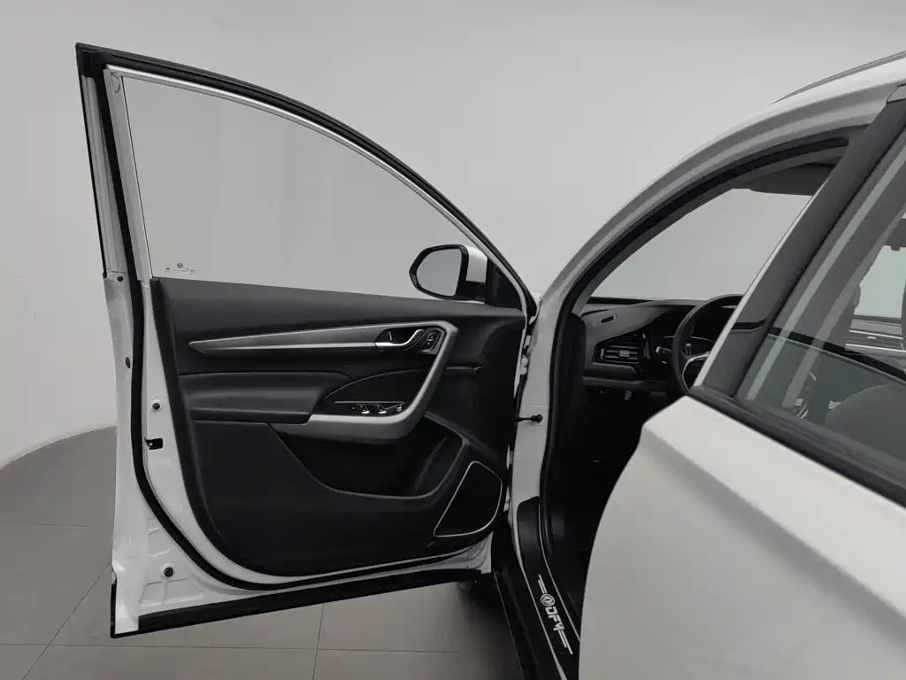 Dongfeng Aeolus Dongfeng Fengshen AX7 2021 2021 1.5T Manual Premium Edition