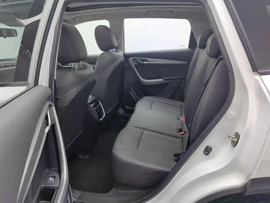 Dongfeng Aeolus Dongfeng Fengshen AX7 2021 2021 1.5T Manual Premium Edition