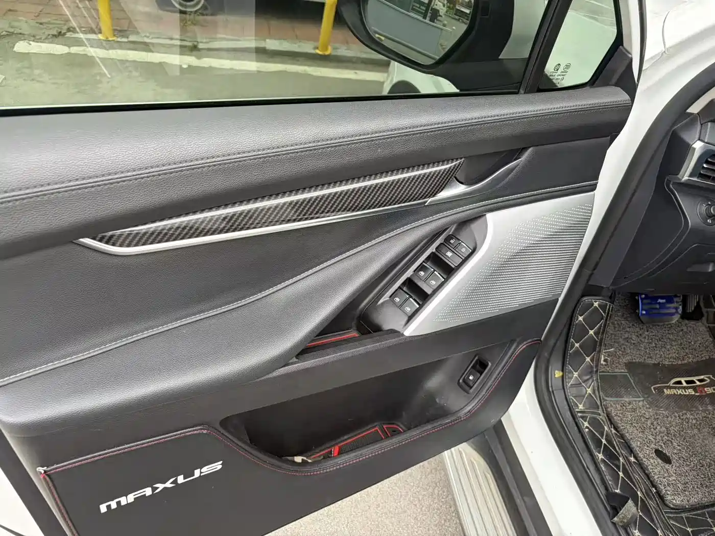 SAIC Maxus D90 2019 2017 2.0T Automatic 4WD Sirius