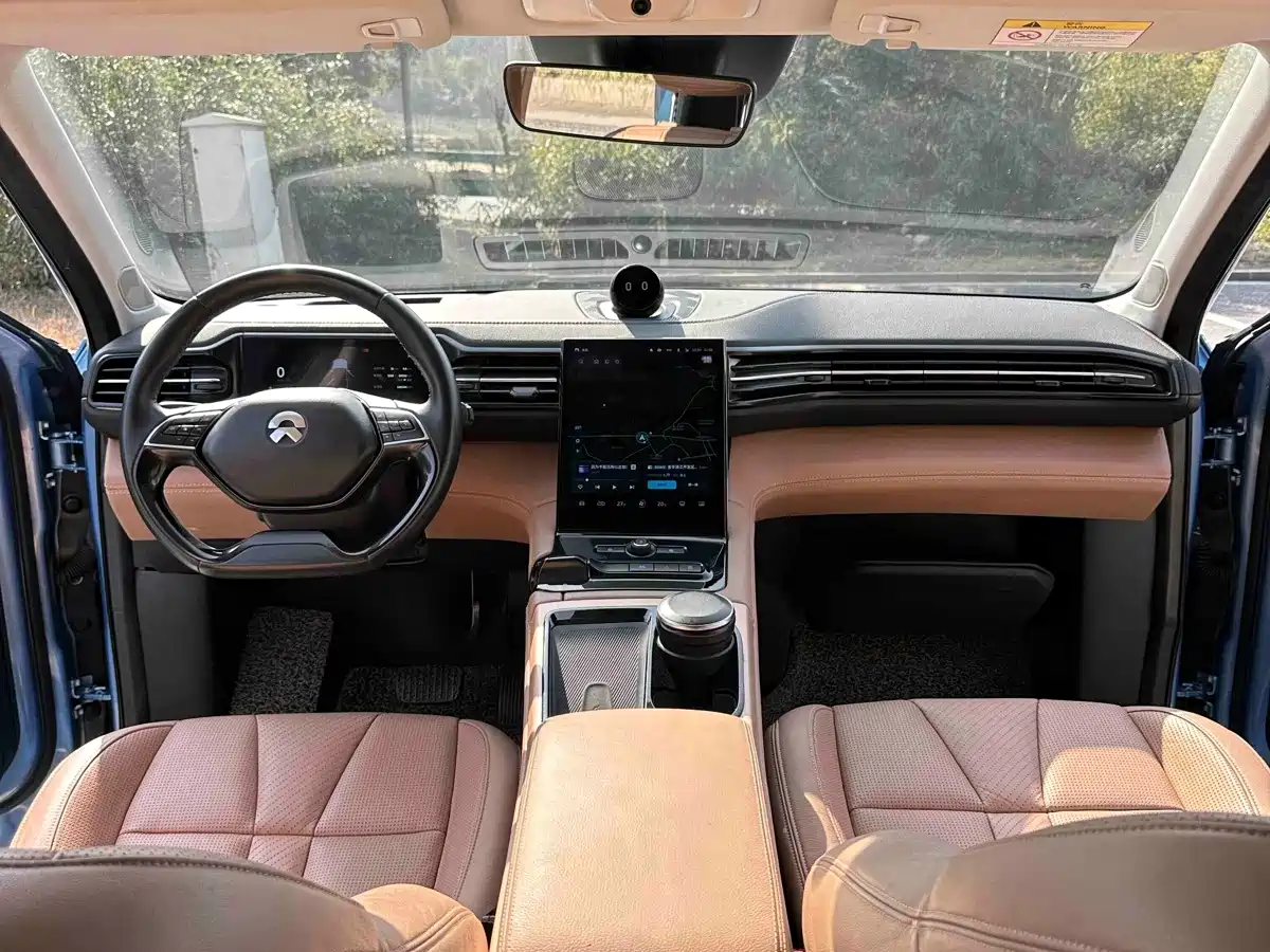 NIO ES8 2019 2018 355KM Base Model 7-Seater Version