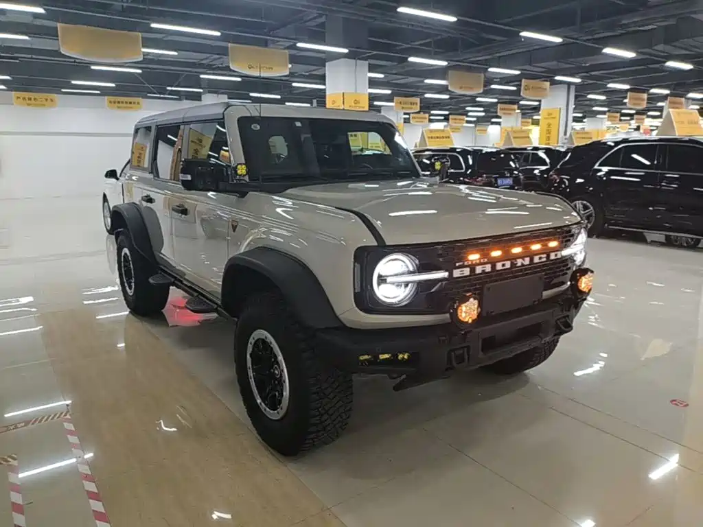Ford Bronco 2025 2024 2.3T Badlands