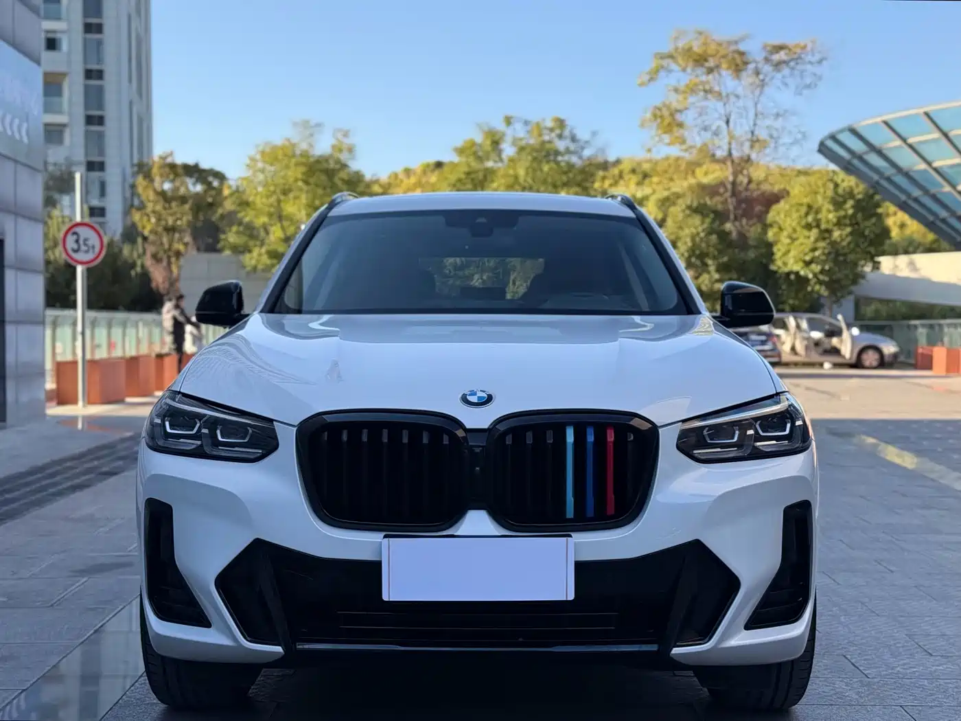 BMW X3 2023 xDrive30i Leading M Night Package фото 2