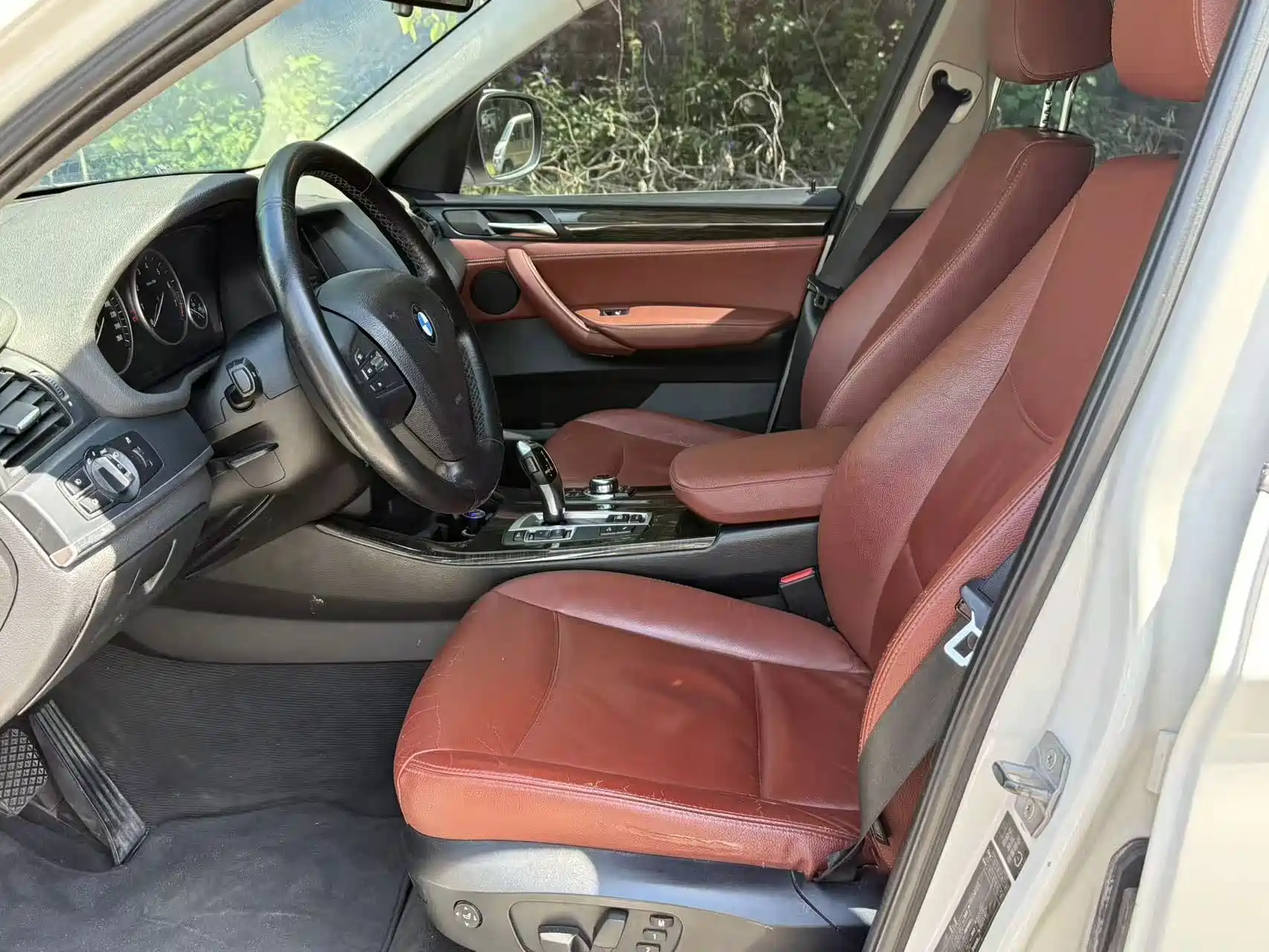 Photo 3 - BMW X3 (Import)