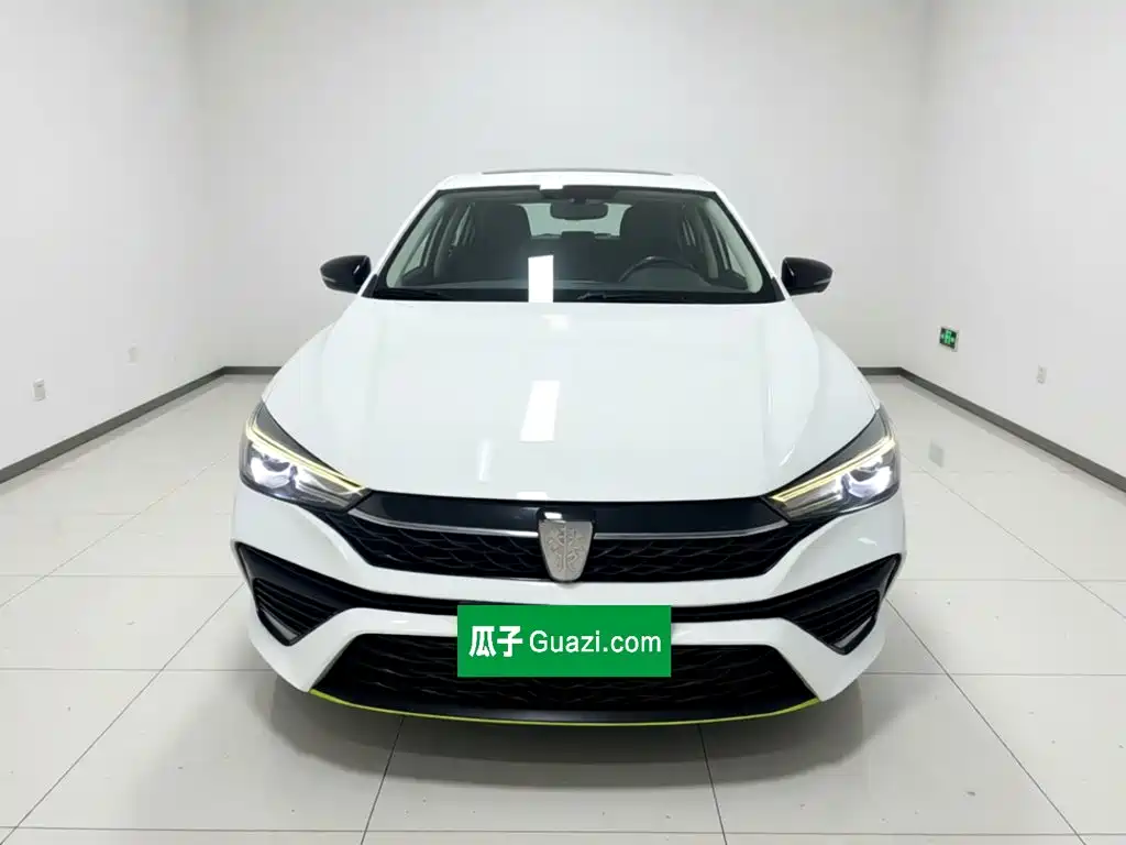 Фото 3 - Roewe i5