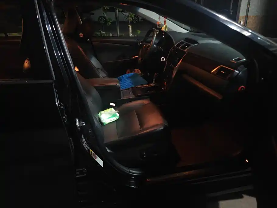 Toyota Camry 2015 2015 2.0G Leading Edition