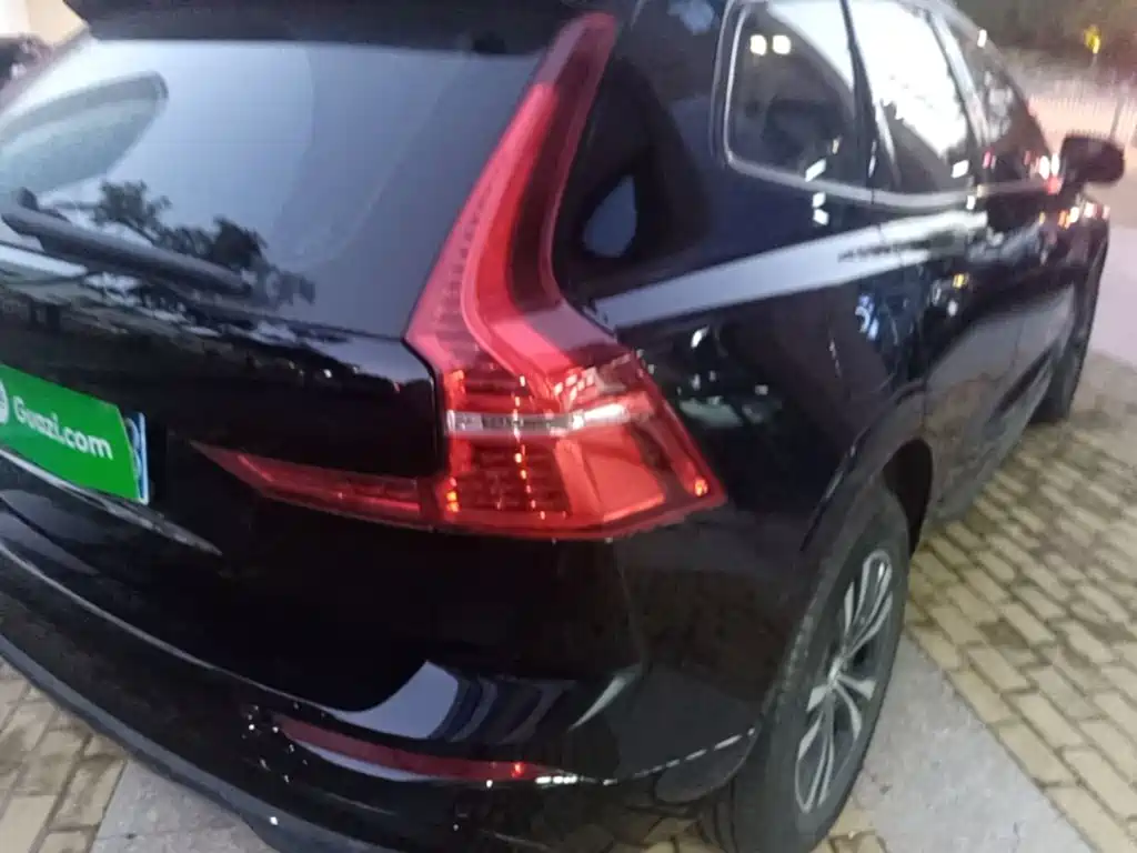 Volvo XC60 2025 2025 B5 AWD Smart Luxury Edition