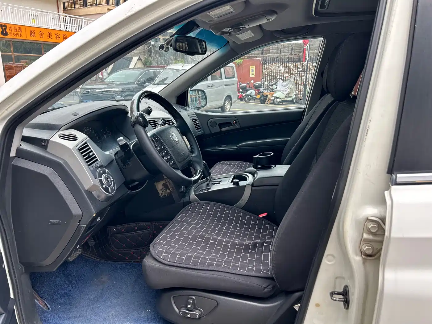 SsangYong Actyon 2014 2011 2.0T 2WD Elite Navigation