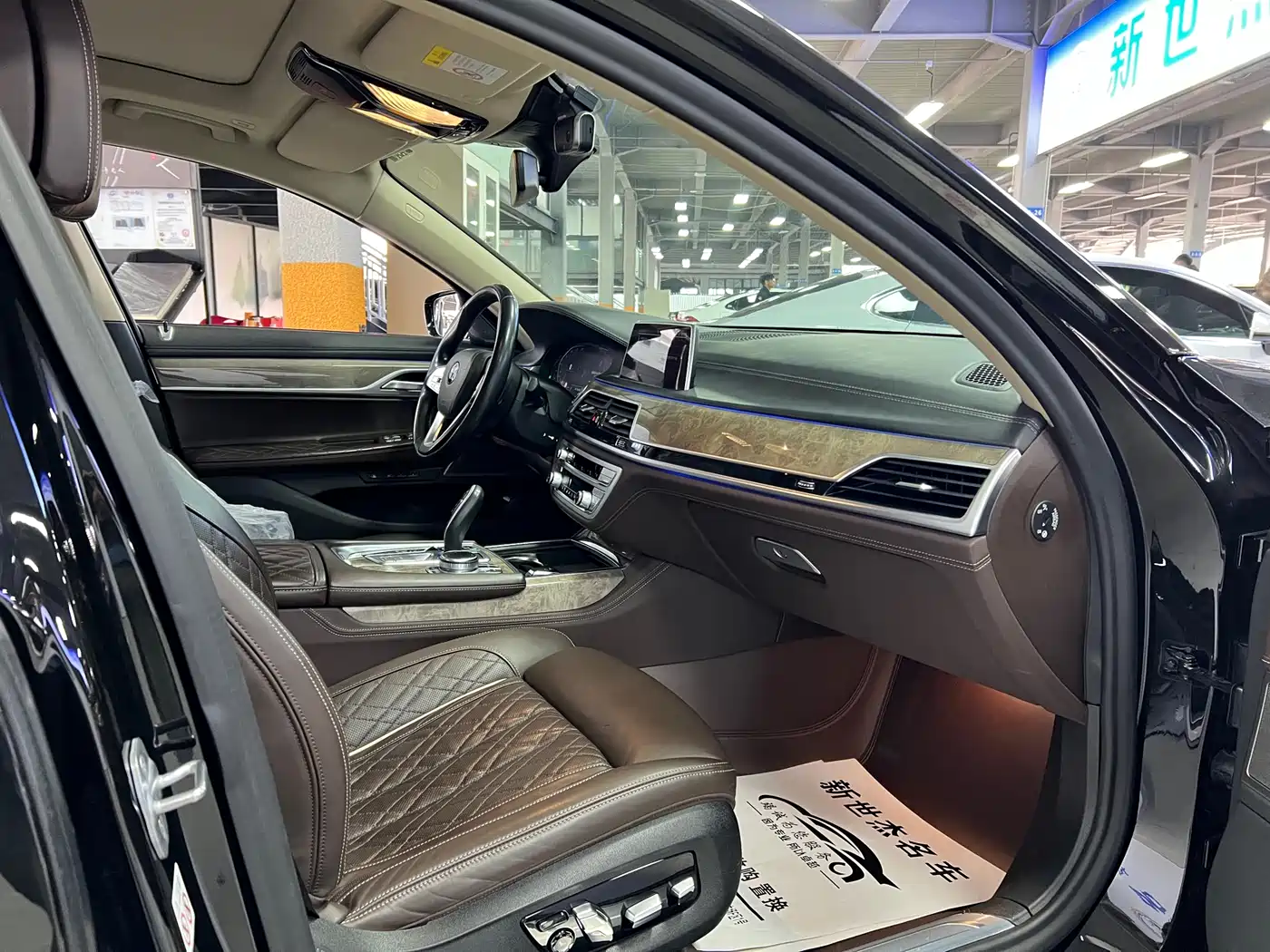 BMW 7 Series 2019 Facelift 740Li Leading Luxury Package фото 9