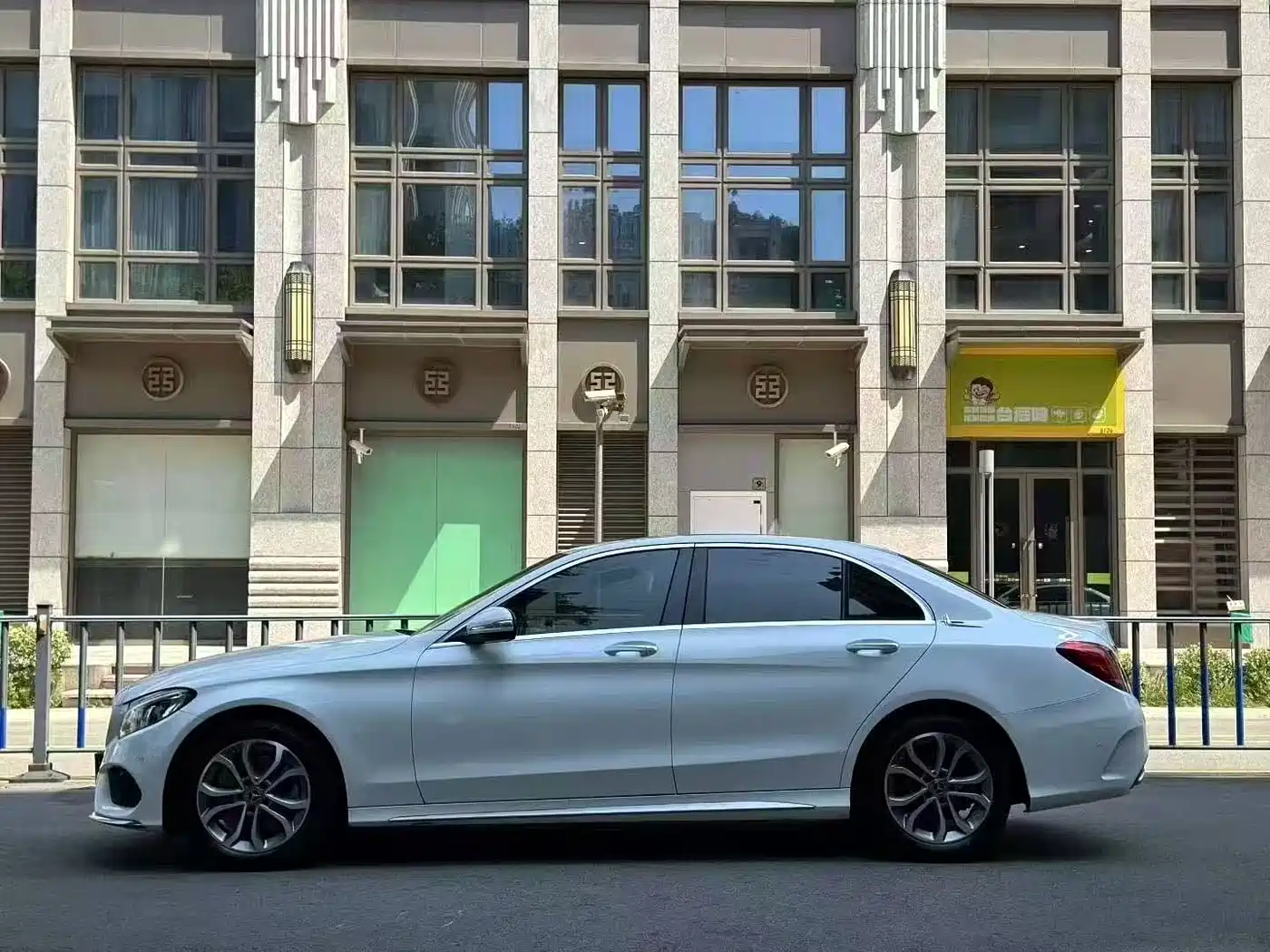 Mercedes-Benz C-Class 2016 C 200 L фото 7