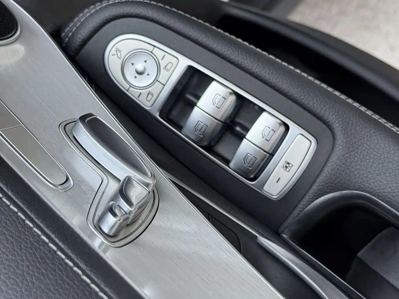 Mercedes-Benz GLC 2020 GLC 260 L 4MATIC Dynamic фото 12