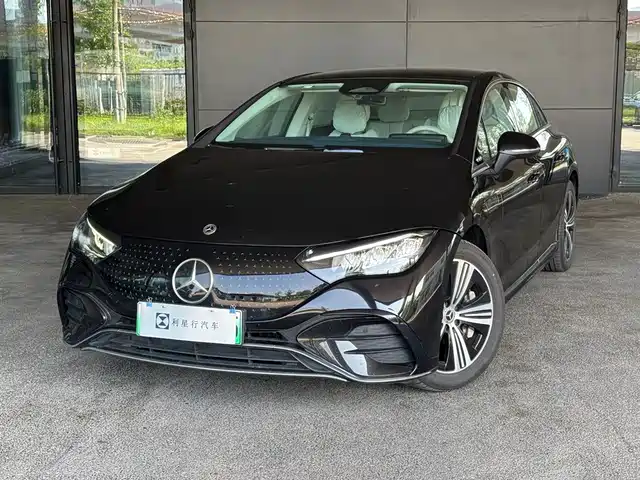 Mercedes-Benz EQE 500 4MATIC, Авангард