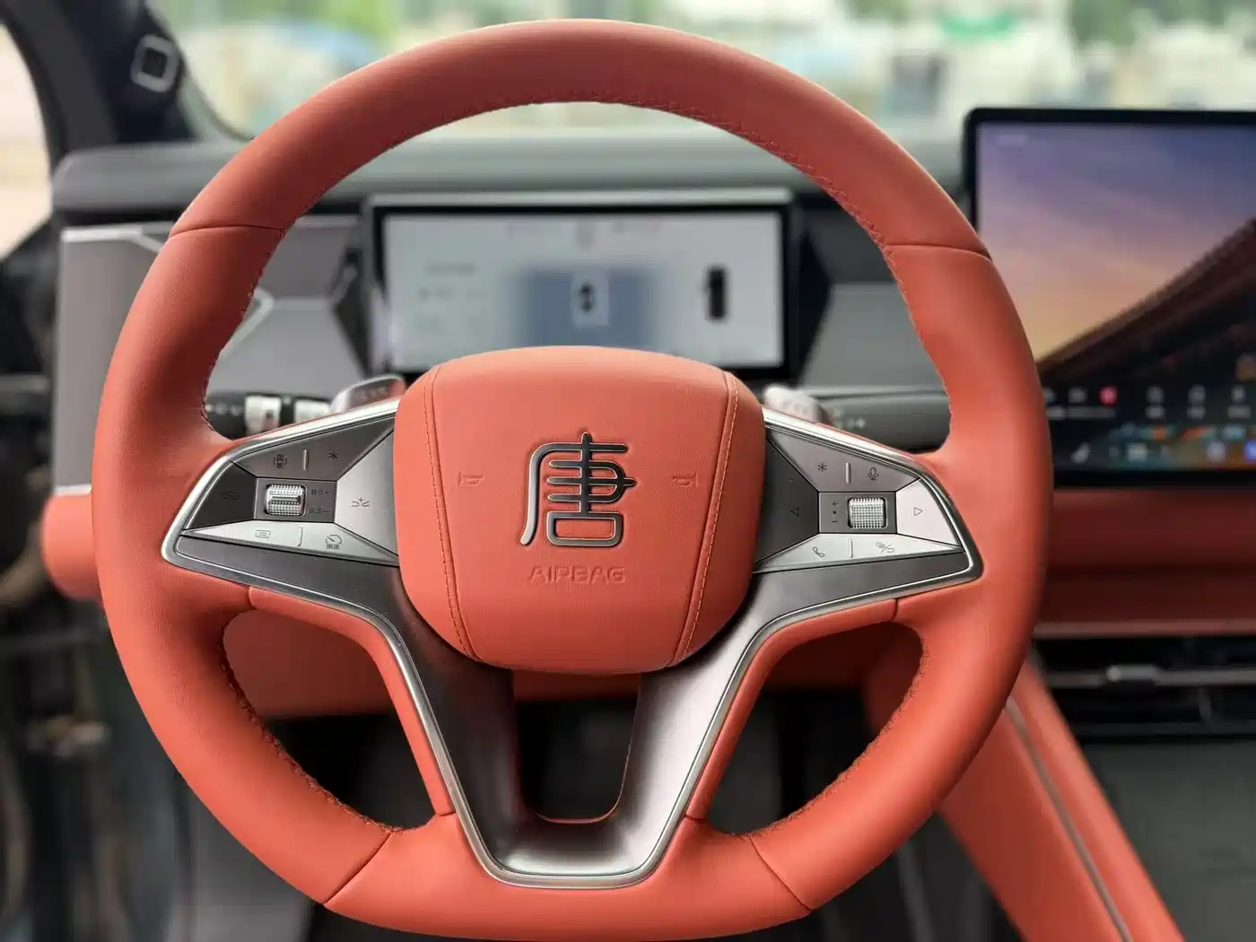 BYD Tang L 2025 2025 DM 175KM Drone Player Edition