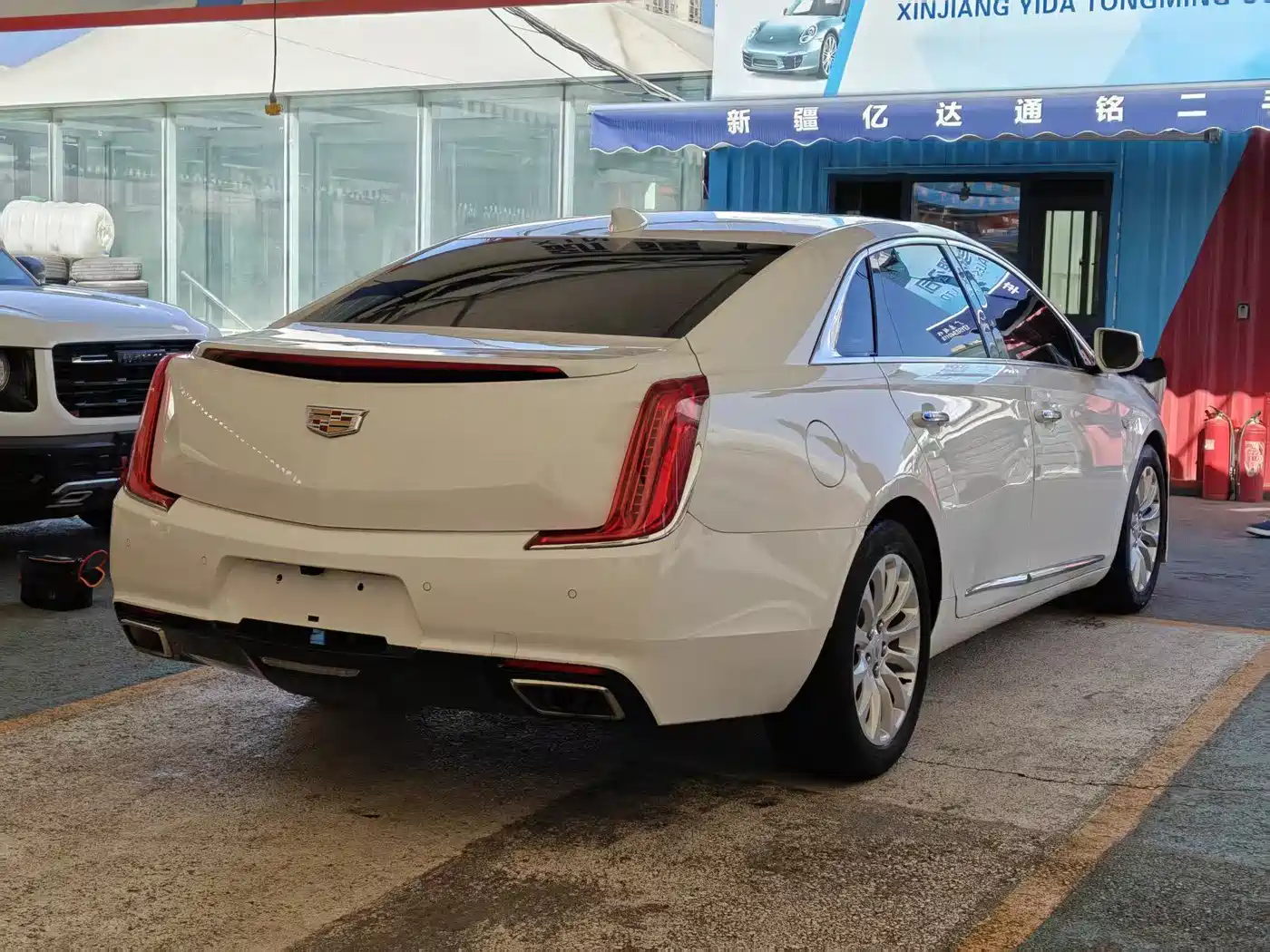 Cadillac XTS 2018 28T Elite фото 9