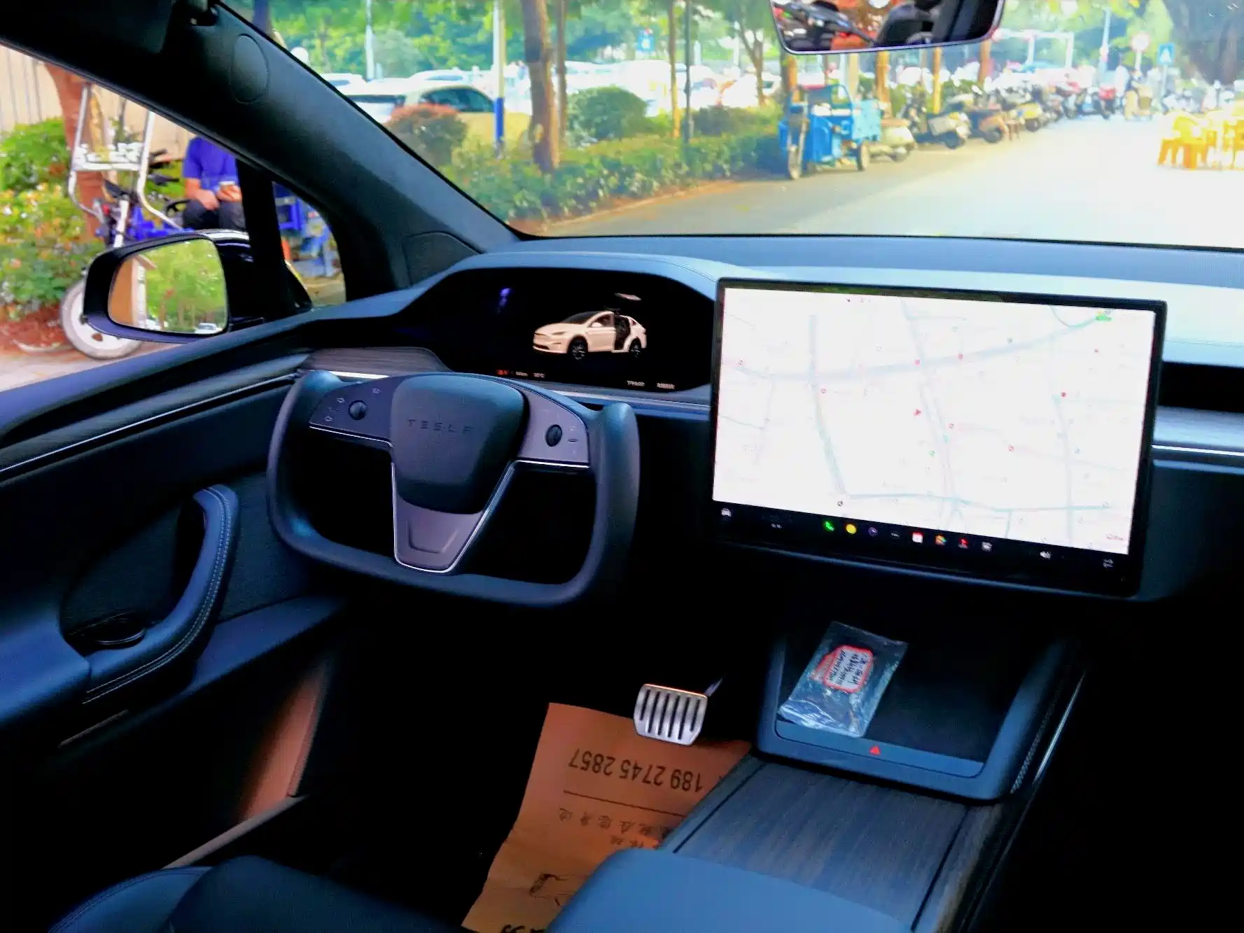Фото 11 - Tesla Model X