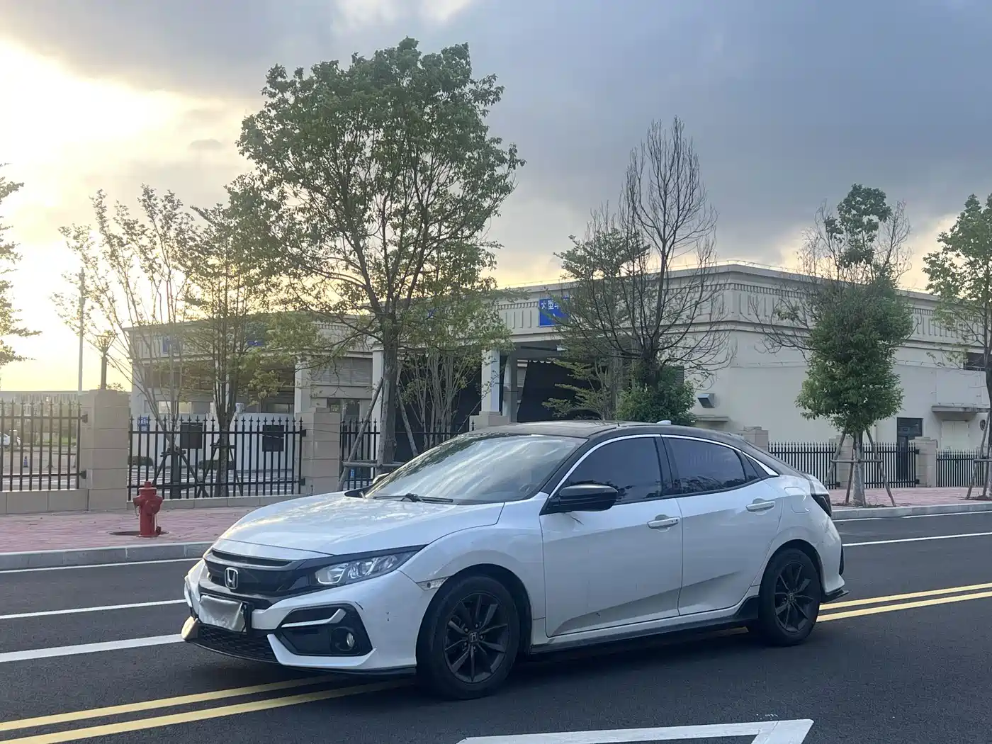 Фото 1 - Honda Civic