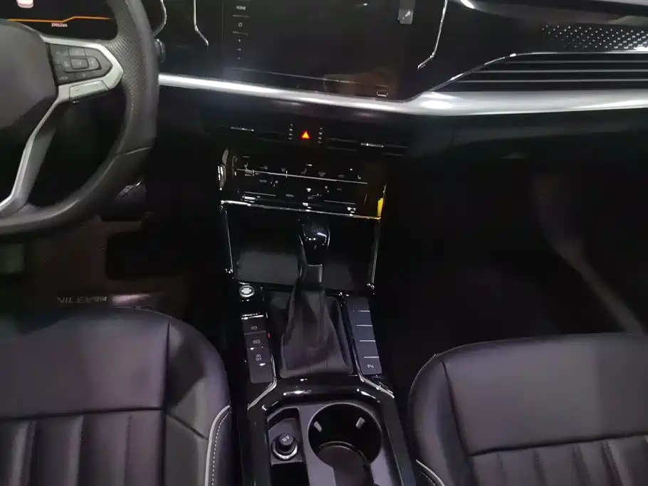 Volkswagen Passat 2026 2022 330TSI Elite Edition