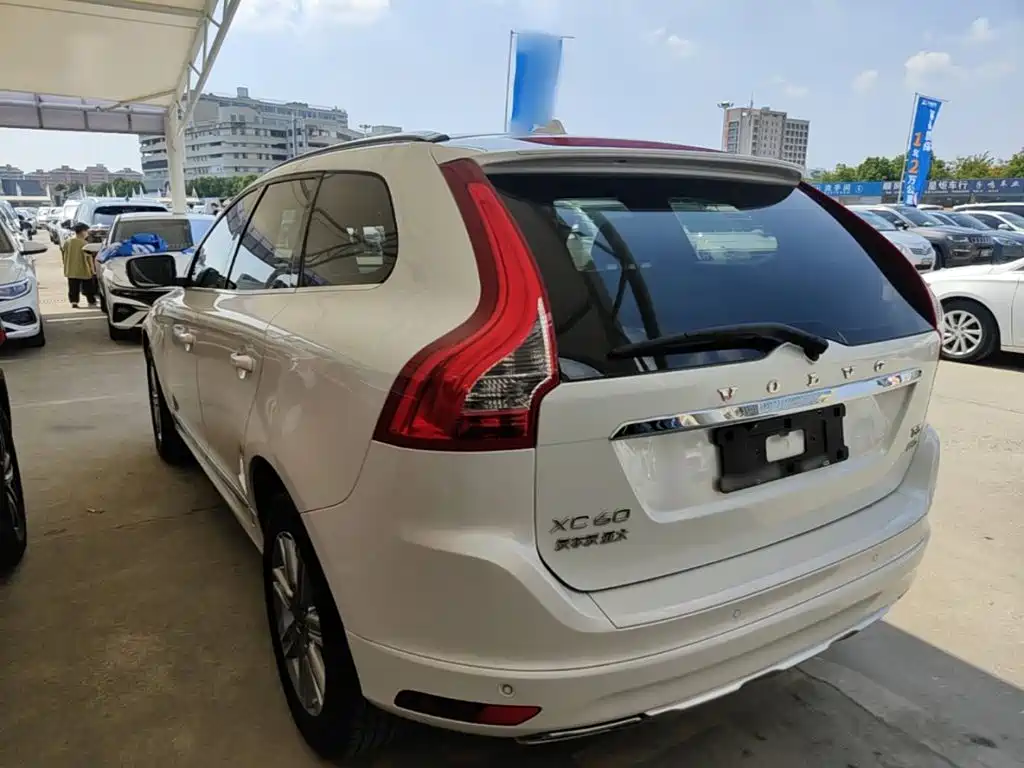 Volvo XC60 2015 2015 T5 AWD Smart Distance Edition