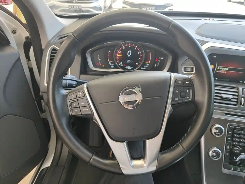 Volvo XC60 2015 2015 T5 AWD Smart Distance Edition