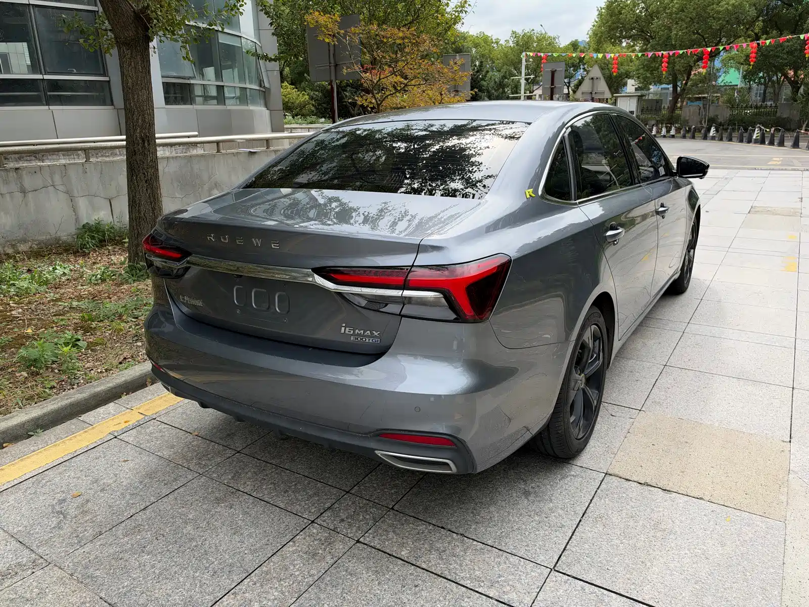 Фото 13 - Roewe i6 MAX