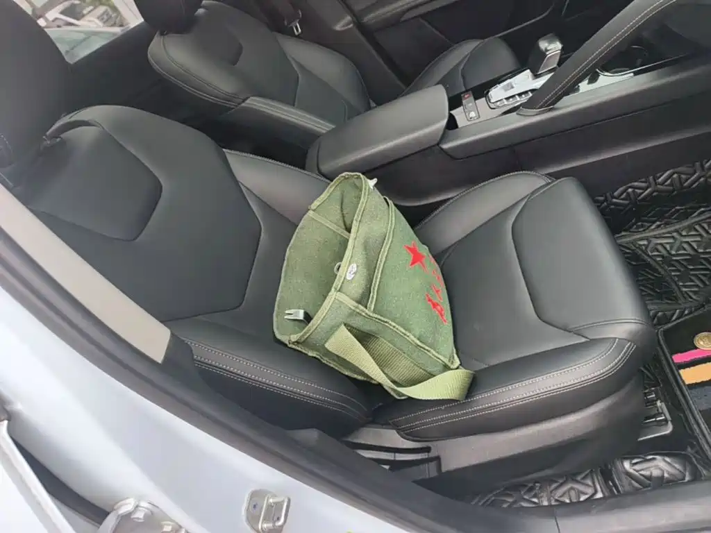 Фото 25 - BYD Song Pro