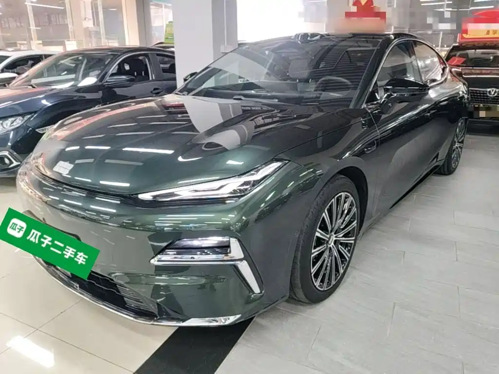 Geely Galaxy Galaxy Xingyao 8 2025 — пригон из Китая