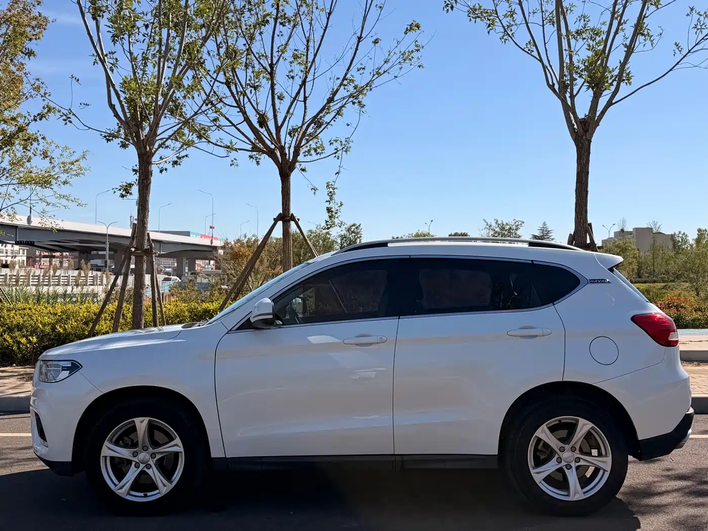 Фото 8 - Haval H2
