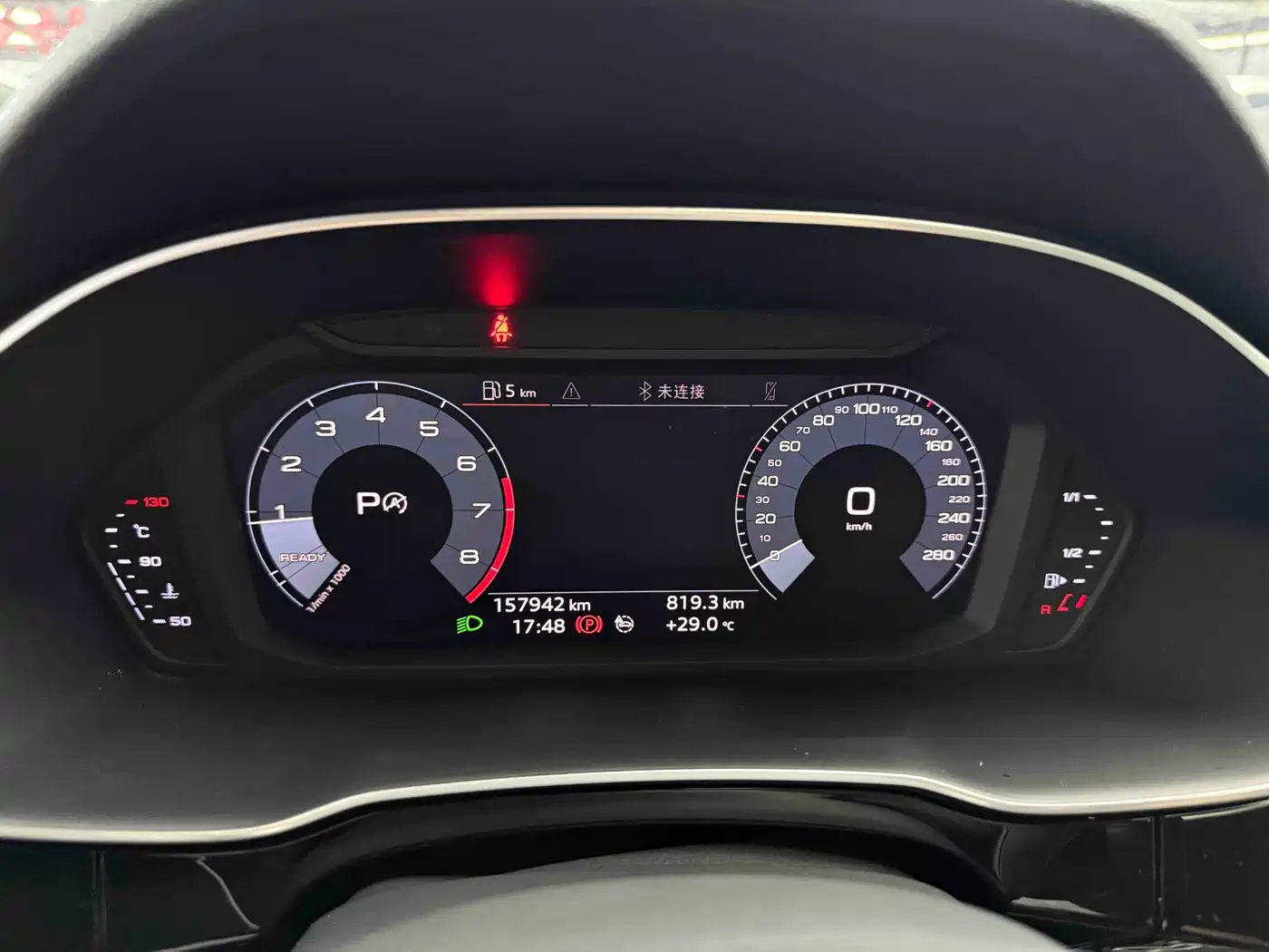 Фото 8 - Audi Q3