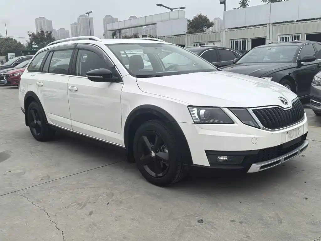 Photo 4 - Škoda Octavia