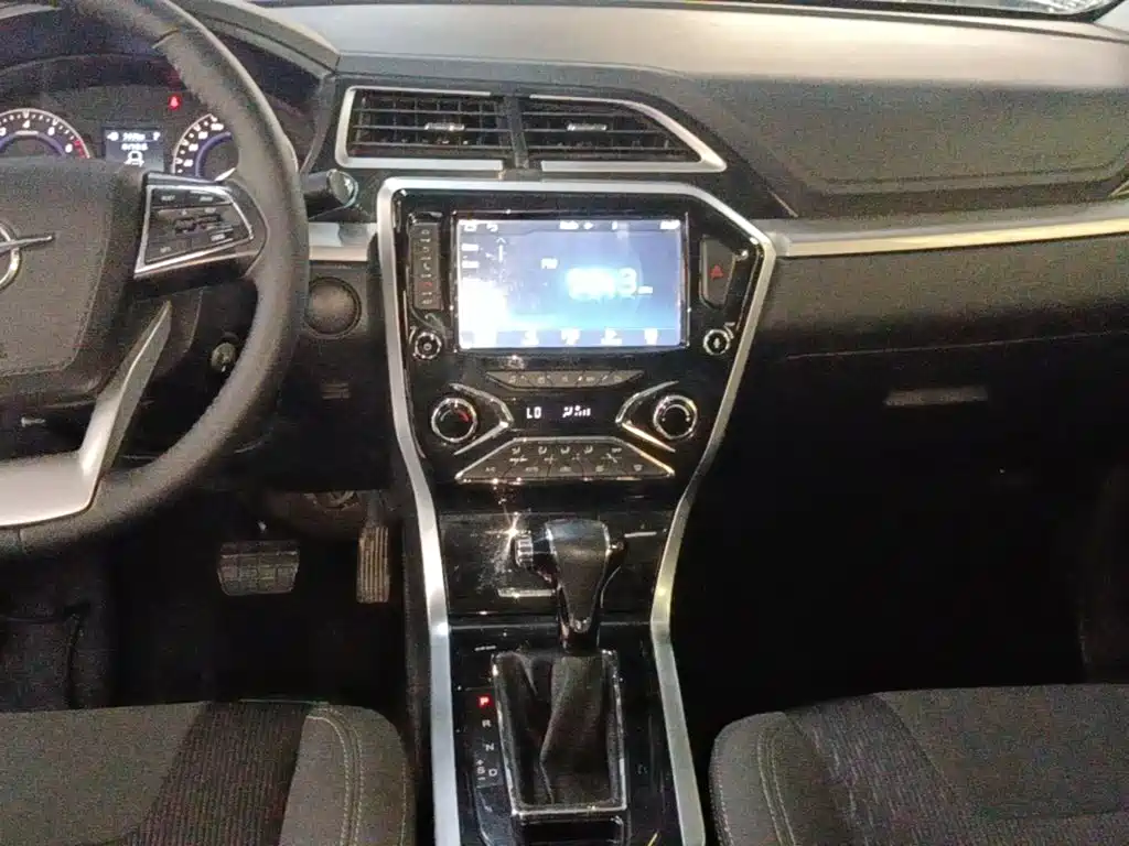 Haima S5 Youth Edition 2017 2018 1.6L CVT Luxury