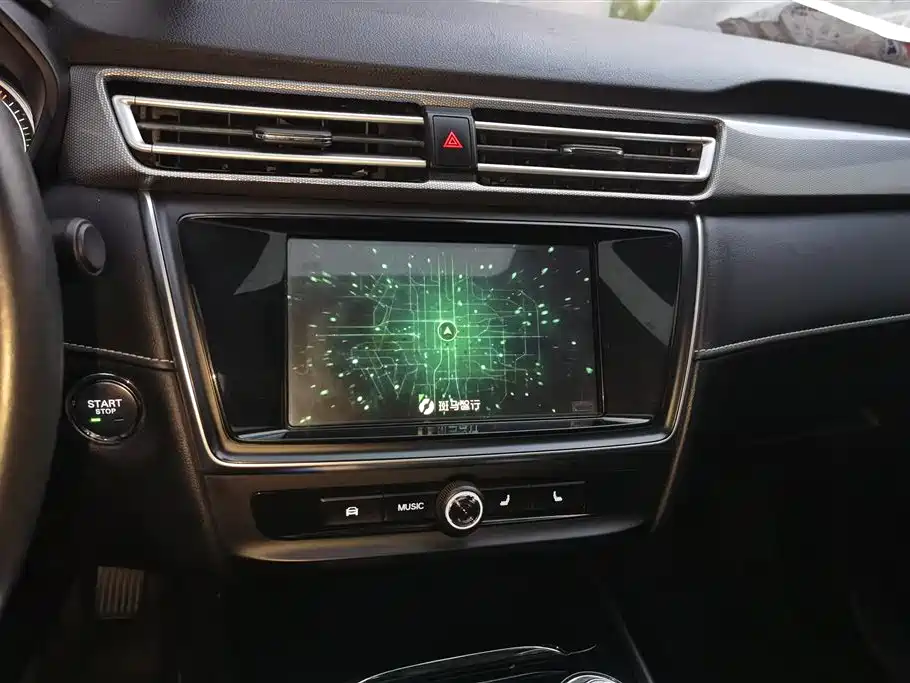ROEWE EI5