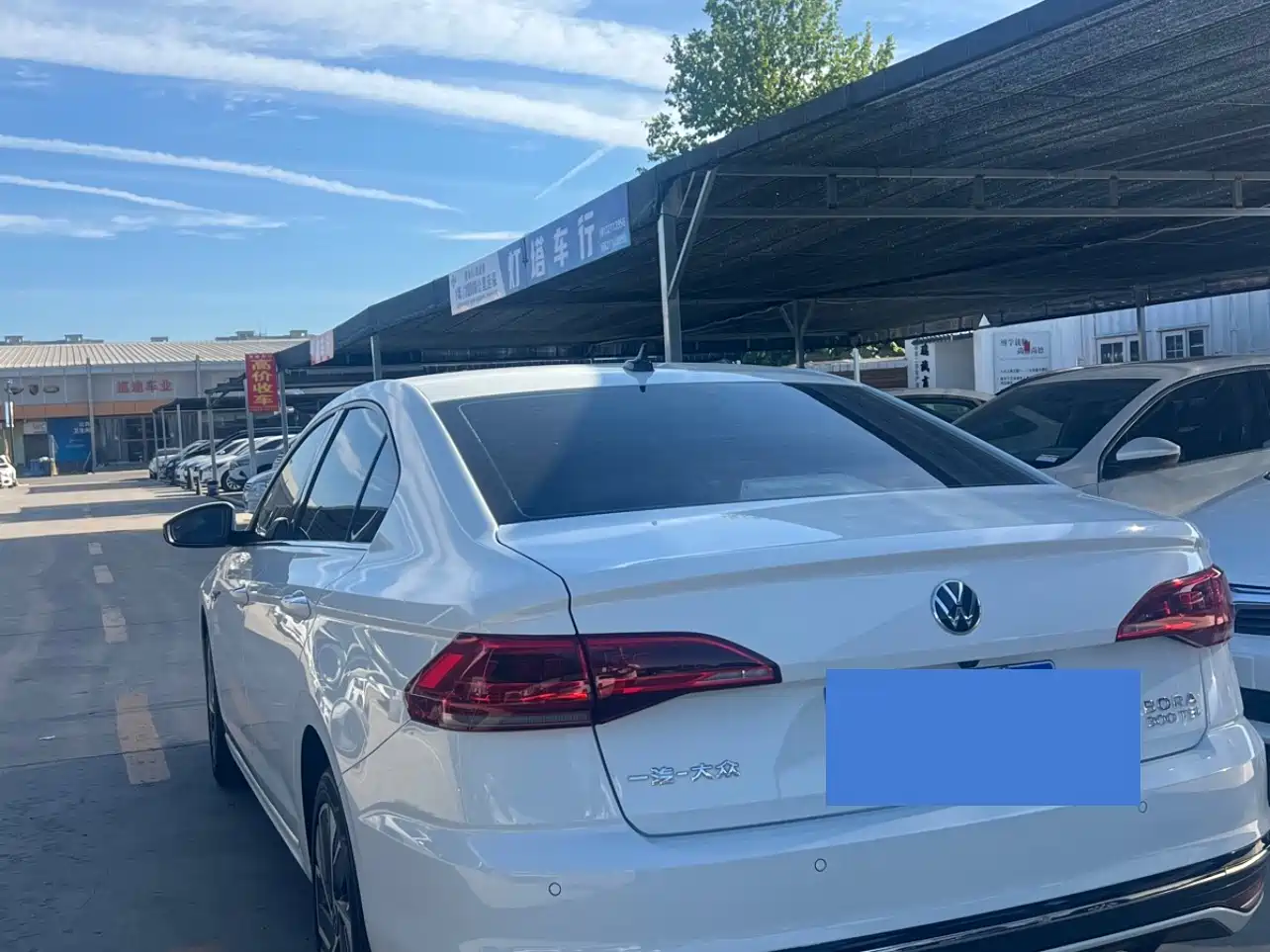 Volkswagen Bora 2024 300TSI DSG Premium Ride Edition фото 6