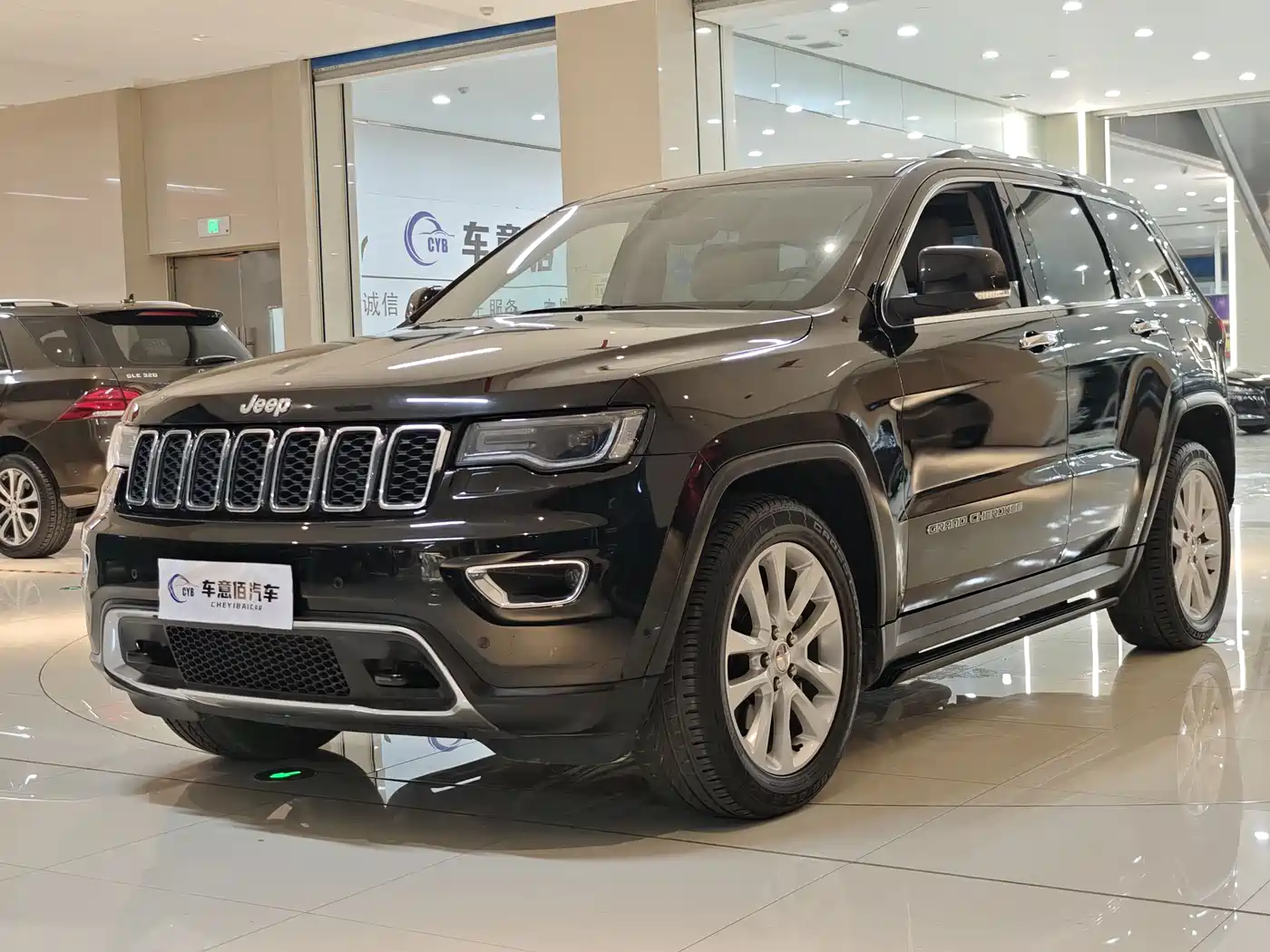 JEEP GRAND CHEROKEE