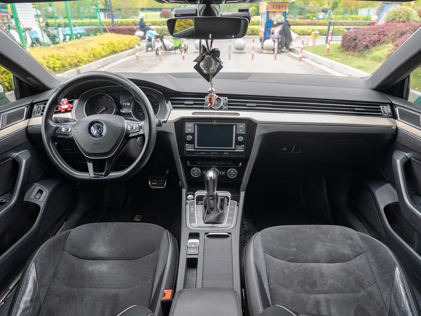 Volkswagen FAW-Volkswagen CC 2019 330TSI Elegance Edition China VI фото 10