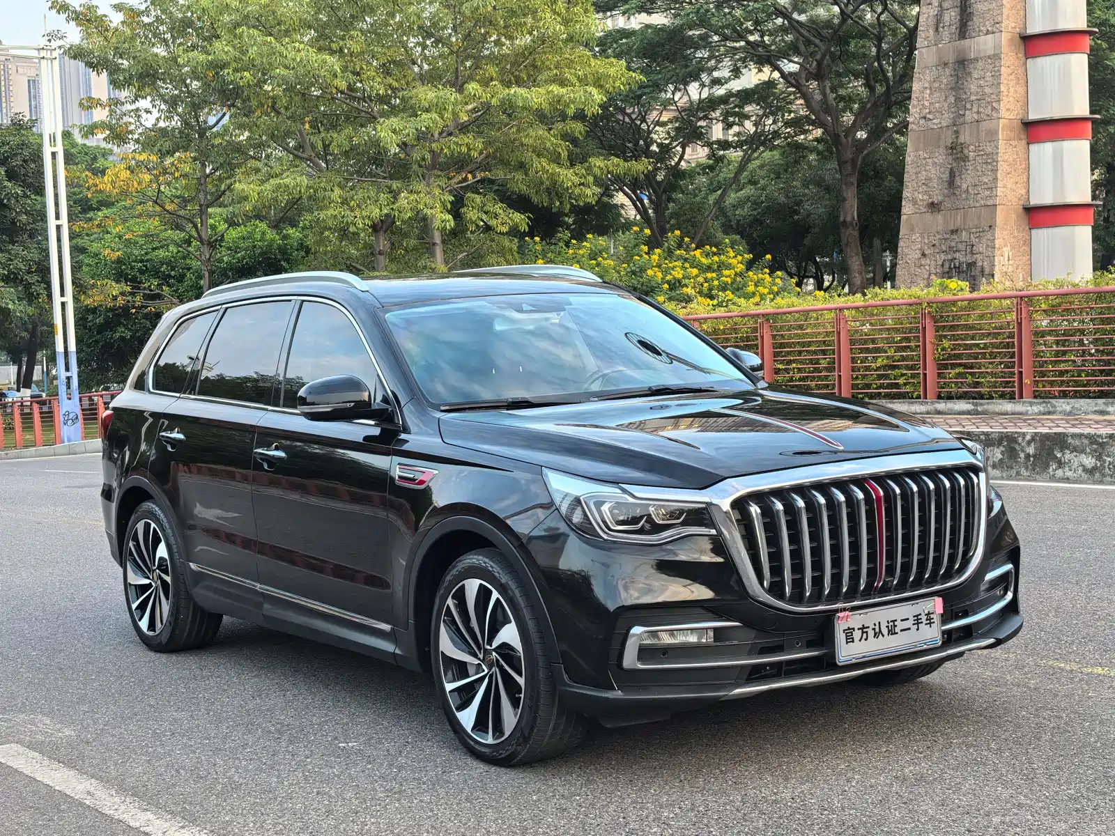 Photo 3 - Hongqi HS7